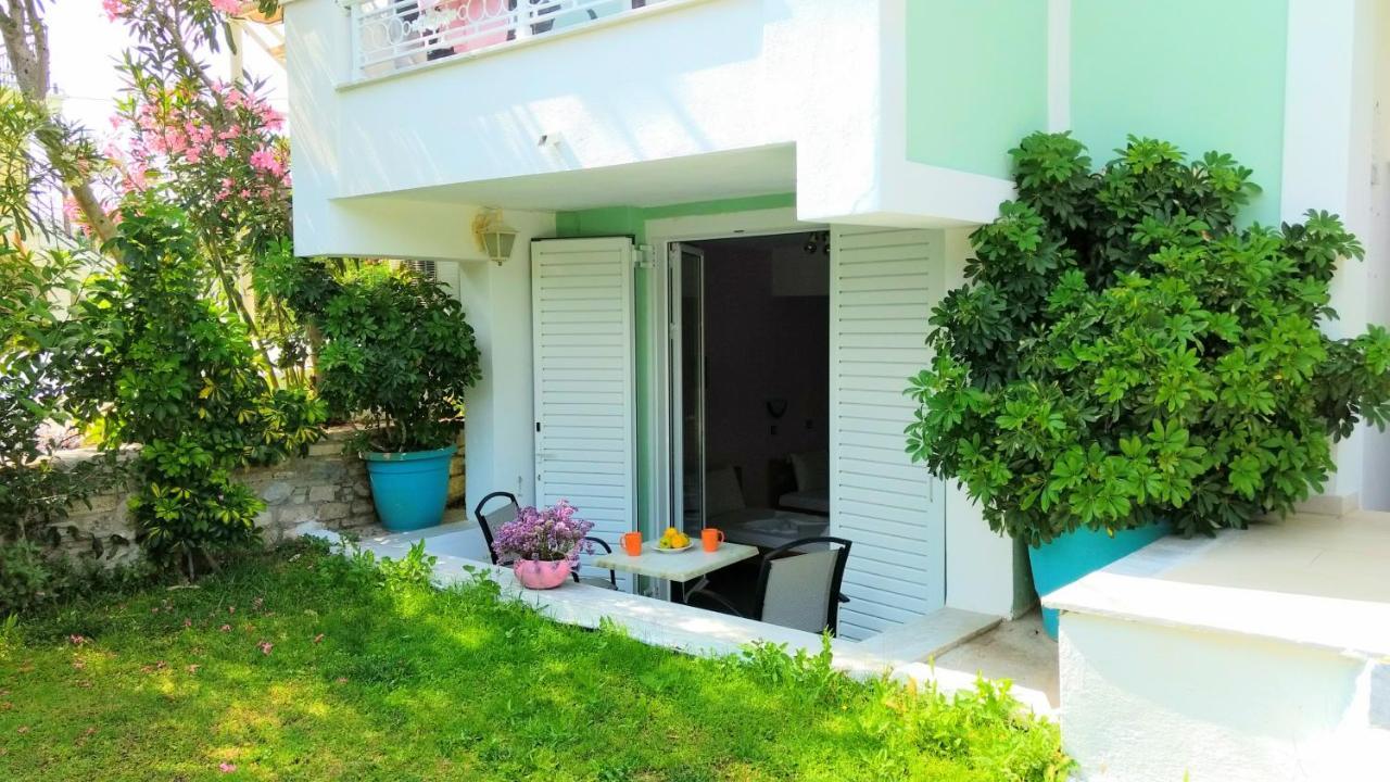Evelin Hotel ปีตาโกเรโย ภายนอก รูปภาพ