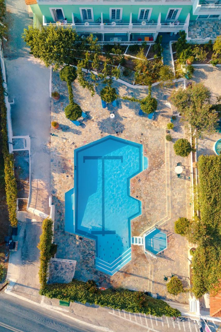 Evelin Hotel ปีตาโกเรโย ภายนอก รูปภาพ